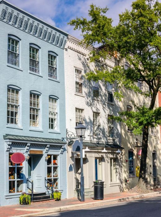 Old Town Alexandria, VA, on a Sunny Day near Mason Avenue